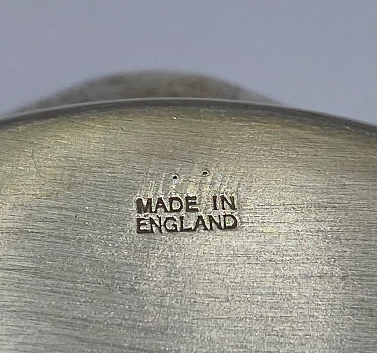 A scalloped edged dish by Barker Ellis Silver Co, hallmarked for Birmingham for 1971 Total Weight - Image 4 of 4