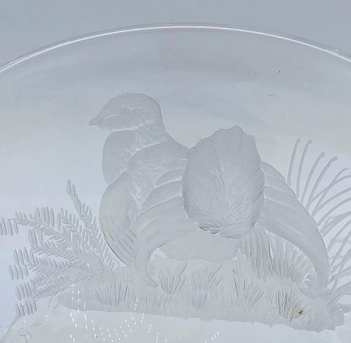 A set of six Robert Ellison Ornithological Engraved Cumbria Crystal Wine Goblets. - Image 6 of 10