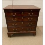 A mahogany four drawer chest of drawers (H86cm W82cm D50cm)