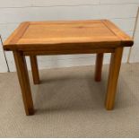 An light oak side table (H53cm W54cm D42cm)