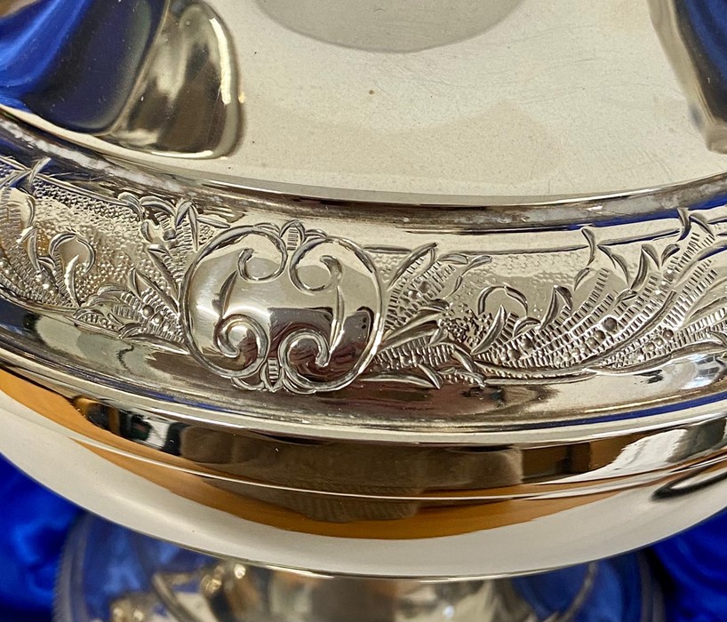 A Boxed Cavalier silver plated, hand chased tea service - Image 2 of 6