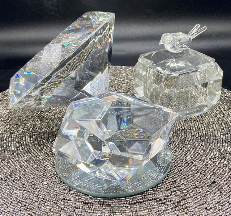 A selection of French crystal, decorative crystal and a cut glass pot