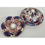 Five Wileman Japan Imari pattern side plates and two saucers along with a lidded plate