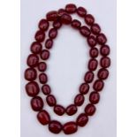 A Cherry Amber graduated necklace (260g)