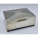 A silver cigarette box, Birmingham 1931