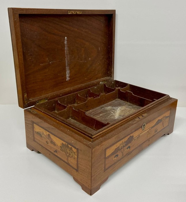 An inlaid wooden box with a savanna theme to the top and sides - Image 10 of 10