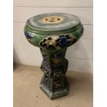 A glazed ceramic plant stand AF (H73cm Dia37cm)