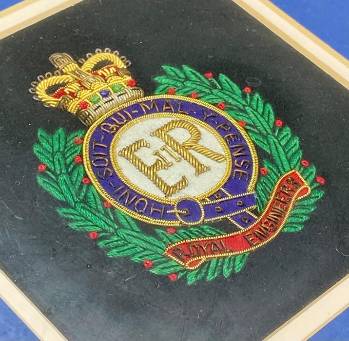 Four items of Royal Engineers memorabilia, to include a plate, silk and two figurines. - Image 5 of 5