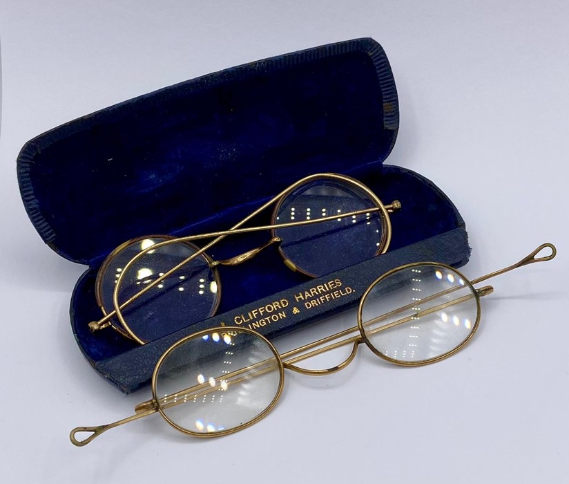 Two pairs of vintage reading glasses