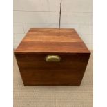 A pine storage box with handles to side (H34cm Sq46cm)