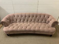 A pink velvet chesterfield sofa (H80cm W230cm SH38cm)