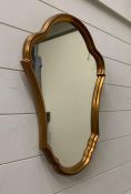 A gilt wall mirror (57cm x 41cm)