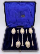 A part boxed set of silver teaspoons, hallmarked for Chester. (34g)