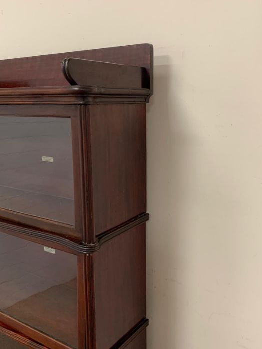 A four tier globe Wernicke mahogany barrister bookcase with glazed doors and decorative mouldings - Image 5 of 6