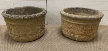 A Pair of garden planters with oak leaves to sides (Diameter 46cm x Height 29 cm)