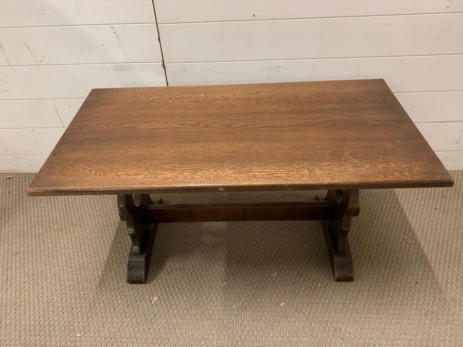 An oak coffee table with peg sides by J.C (H46cm W90cm D46cm) - Image 3 of 3