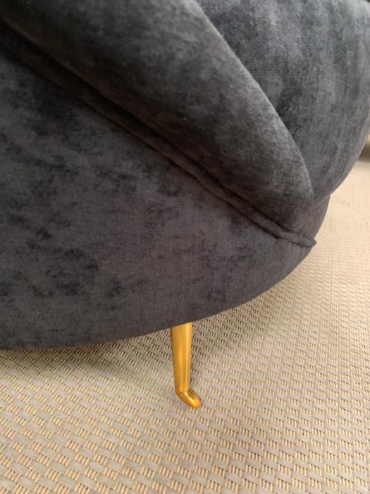 A kidney shape contemporary sofa on gilt legs, dark blue (H80cm W25cm SH38cm) - Image 6 of 7