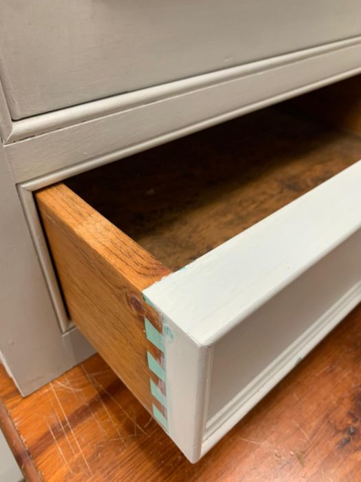 A Substantial painted Welsh Dresser with glazed cabinets, open shelves, drawers and cupboards - Image 5 of 6