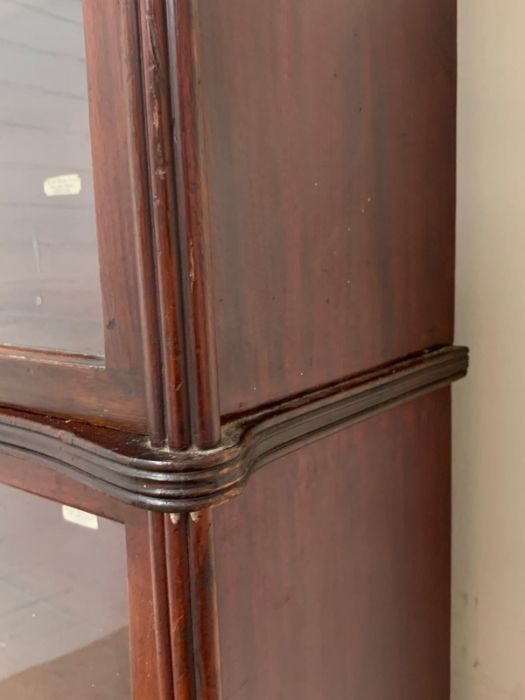 A four tier globe Wernicke mahogany barrister bookcase with glazed doors and decorative mouldings - Image 4 of 6