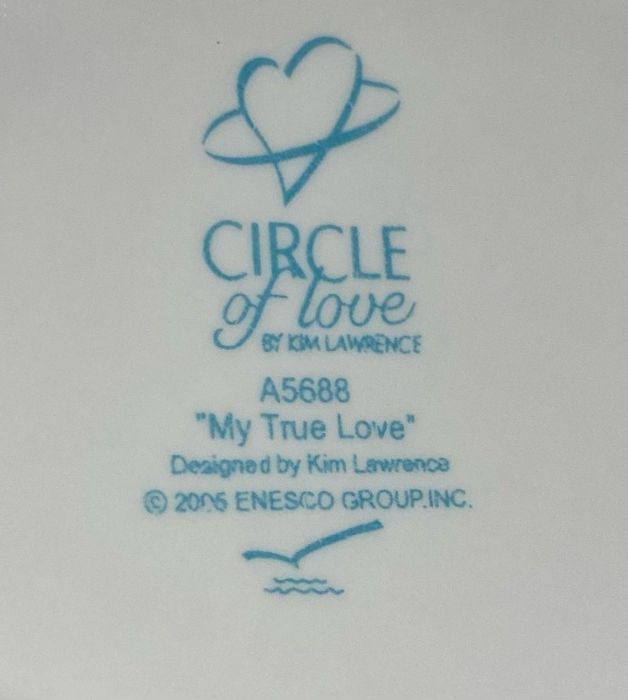 Circle of Love by Kim Lawrence "My True Love" figure - Image 4 of 4