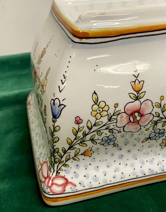 A hand painted ceramic planter - Image 4 of 4