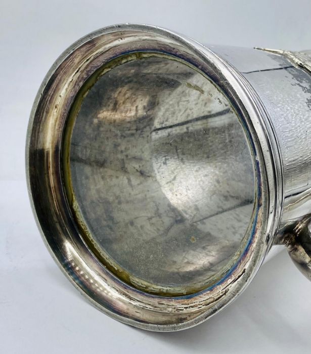 Two commemorative Rowing tankards one two handled glass bottomed from 1910 (18cm h) - Image 5 of 7