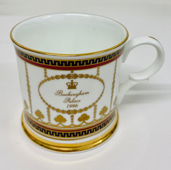 A selection of five royal Collection mugs including two from Buckingham Palace 1996. - Image 2 of 6