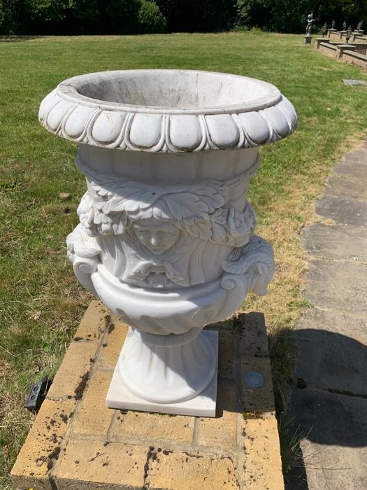 A Pair of marble urns with Rams heads 58cm d x 90cm h - Image 8 of 8