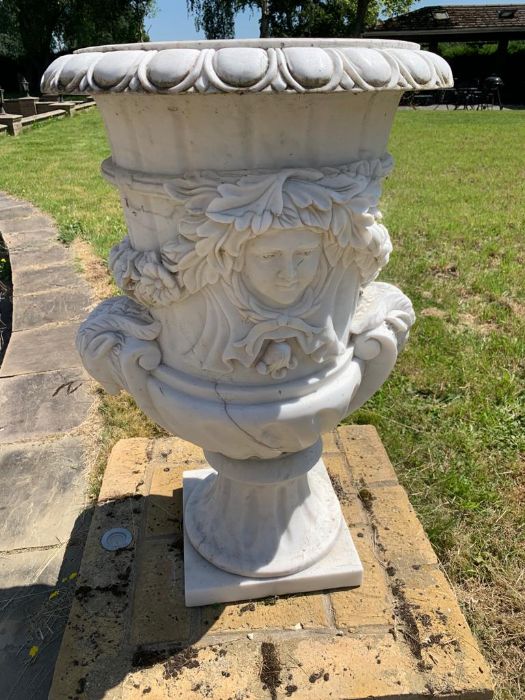 A Pair of marble urns with Rams heads 58cm d x 90cm h - Image 2 of 8