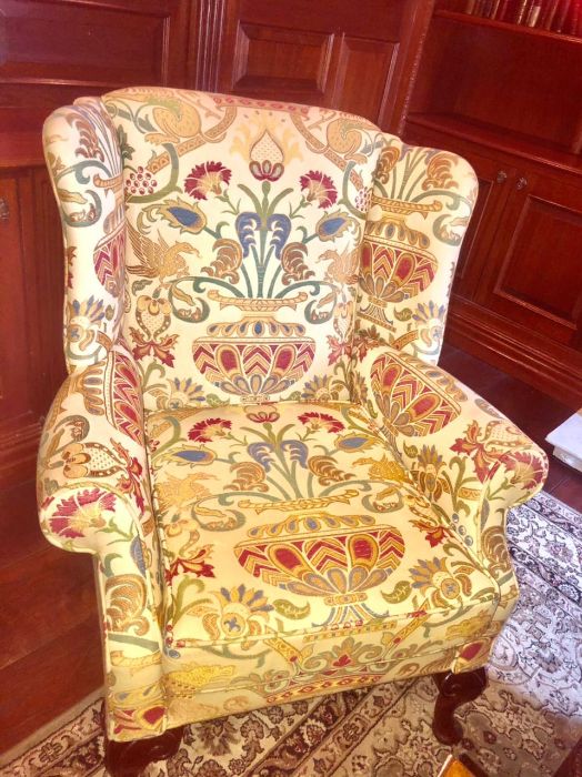 A Floral patterned chair 80 cm wide x 92cm high, seat height 49cm - Image 7 of 7