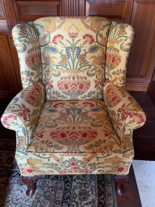 A Floral patterned chair 80 cm wide x 92cm high, seat height 49cm - Image 3 of 7