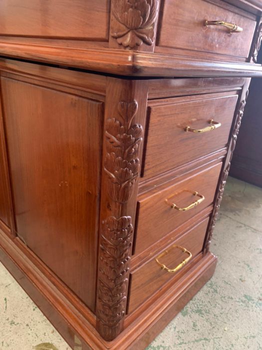 A rosewood pedestal desk with carving to door sides and turned metal handles (186cm x 90 cm x 78 - Image 5 of 7