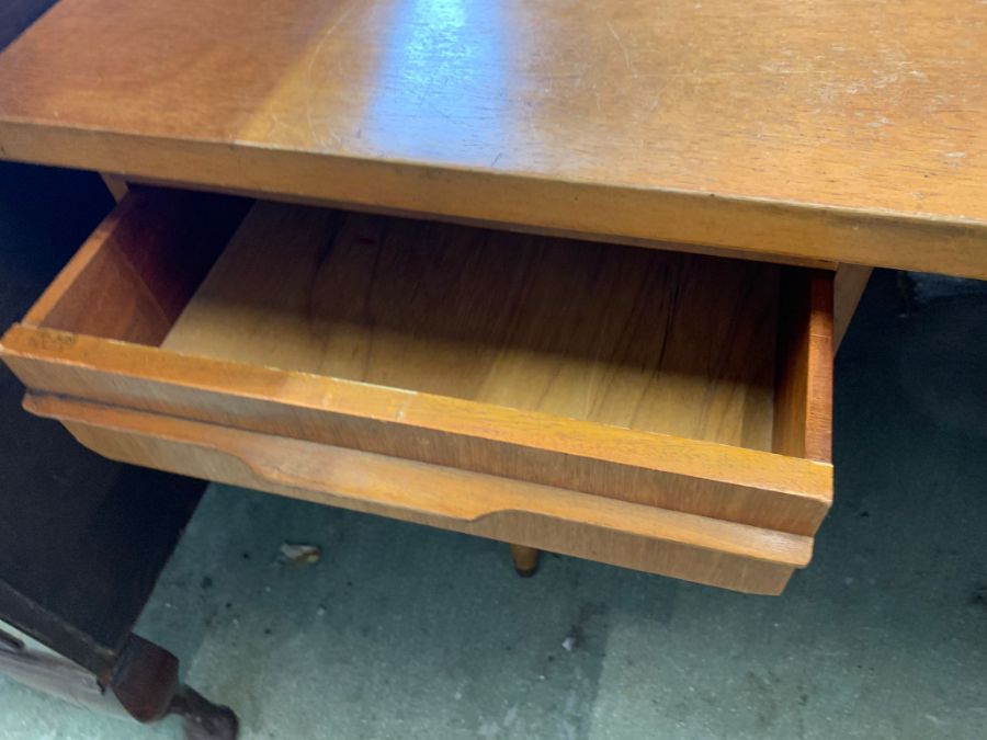 A teak Mid Century office desk (H75cm W152cm D76cm) - Image 2 of 4