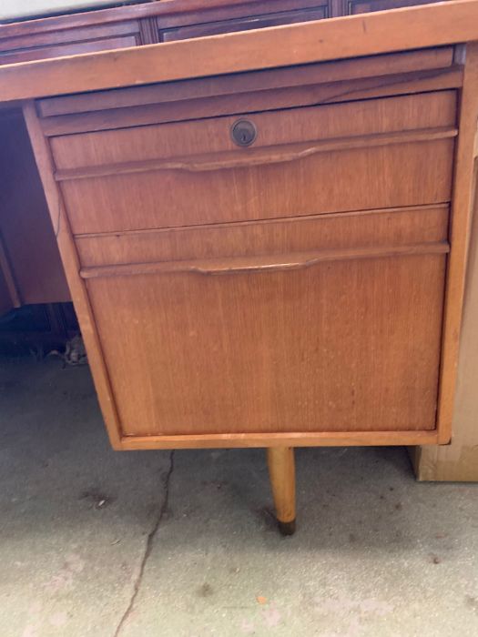 A teak Mid Century office desk (H75cm W152cm D76cm) - Image 3 of 4