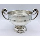 A silver two handled trophy bowl (255g approximate weight) Hallmarked for Chester by Henry Matthews