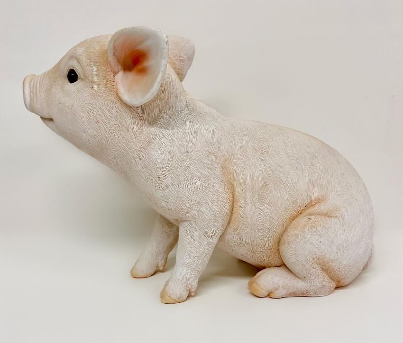 An ornament of a pig - Image 3 of 4