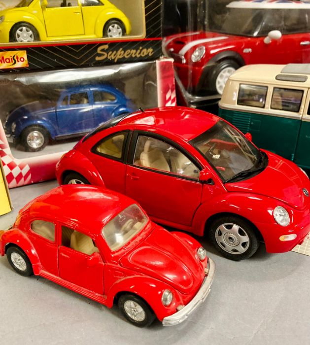 A number of diecast vehicles, various makers and models. - Image 2 of 6