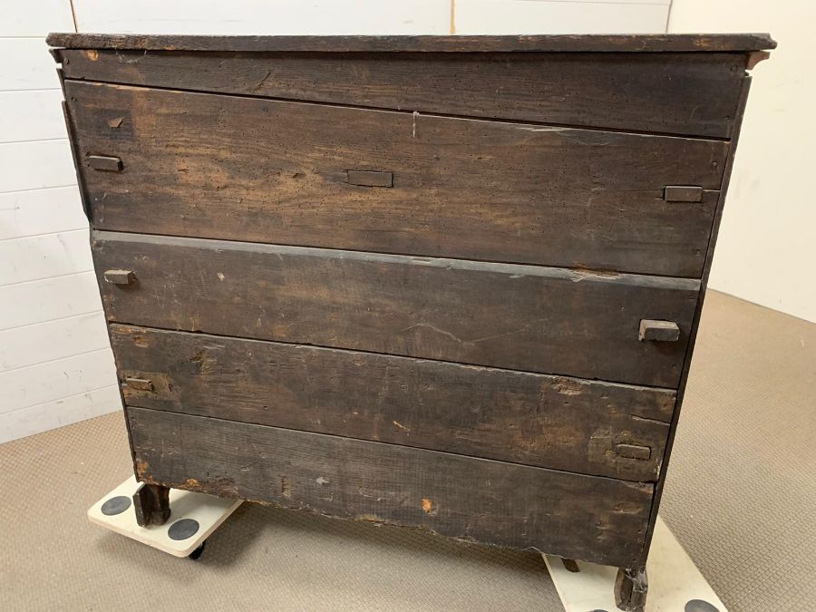 A George III style chest of drawers with brass handles and bracket feet (H123cm W107cm D44cm) - Image 8 of 9