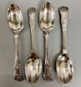 Two pairs of silver serving spoons (Total weight 407g)