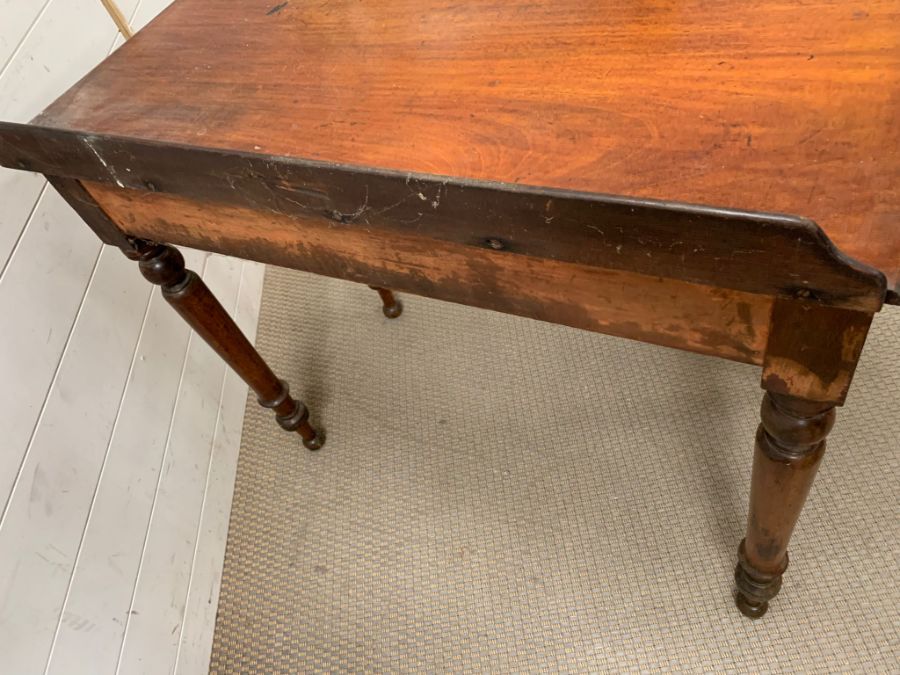 A mahogany wash stand on turn legs and drawers to centre AF (H79cm W90cm D49cm)Condition Report Chip - Image 4 of 5
