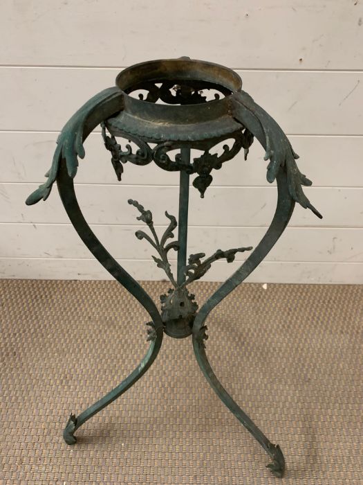 A patinated brass Jardinière stand (H75cm) - Image 2 of 4