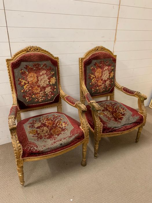 A pair of Louis XVI style carved giltwood open chairs - Image 2 of 14