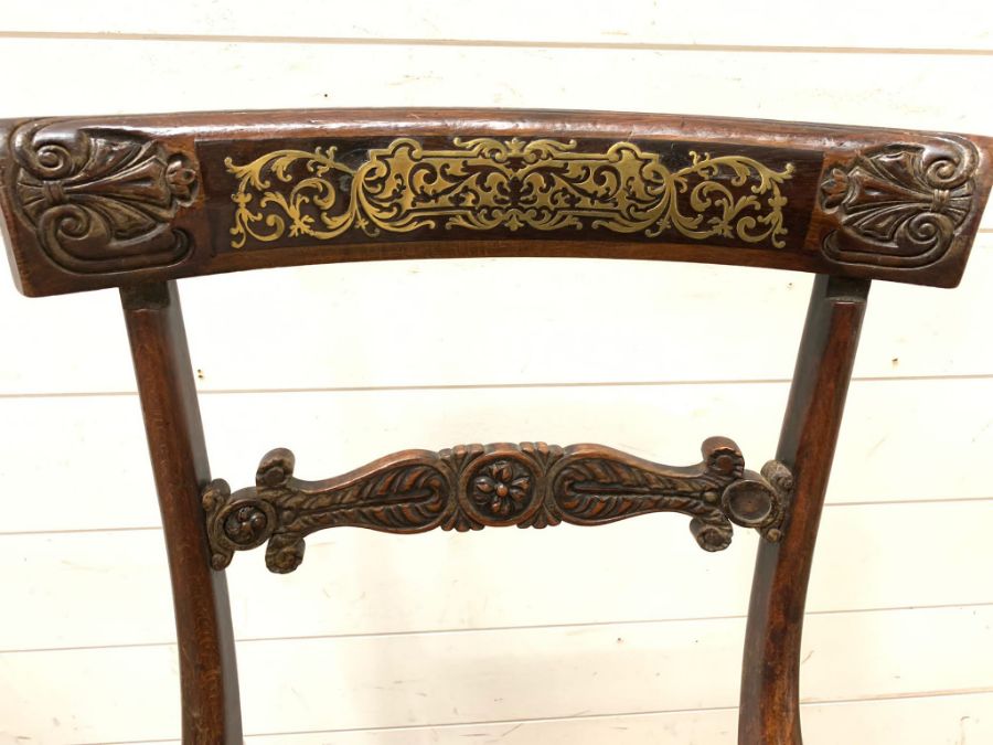 A brass inlay Regency dining chair, sabre legged - Image 3 of 4