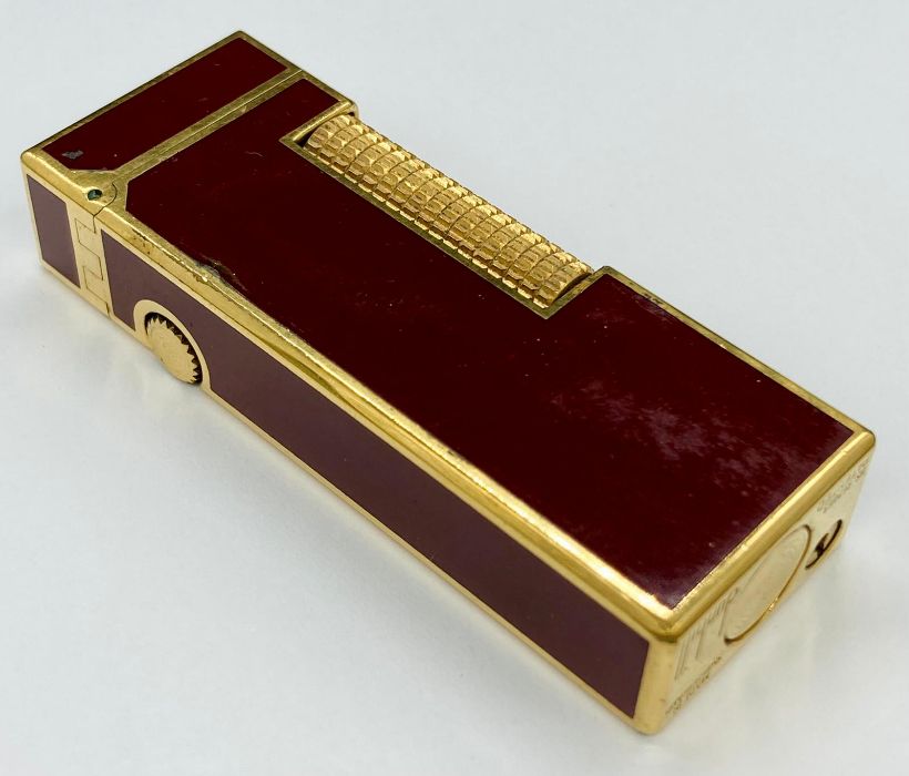 A boxed Dunhill lighter - Image 2 of 5