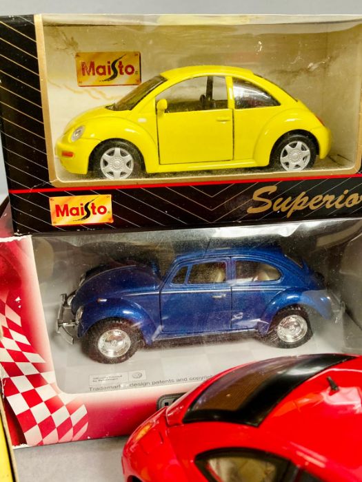 A number of diecast vehicles, various makers and models. - Image 6 of 6