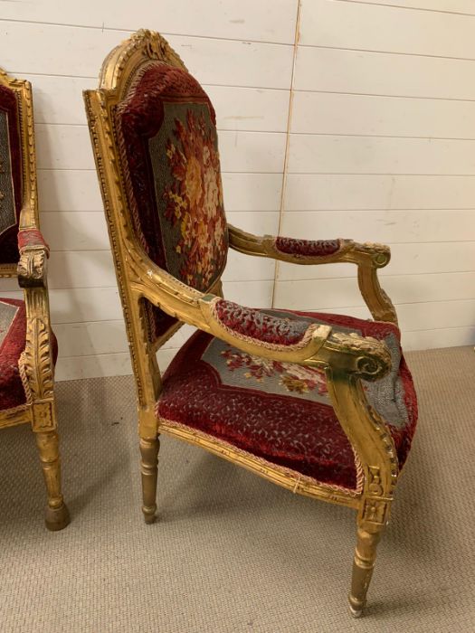 A pair of Louis XVI style carved giltwood open chairs - Image 14 of 14