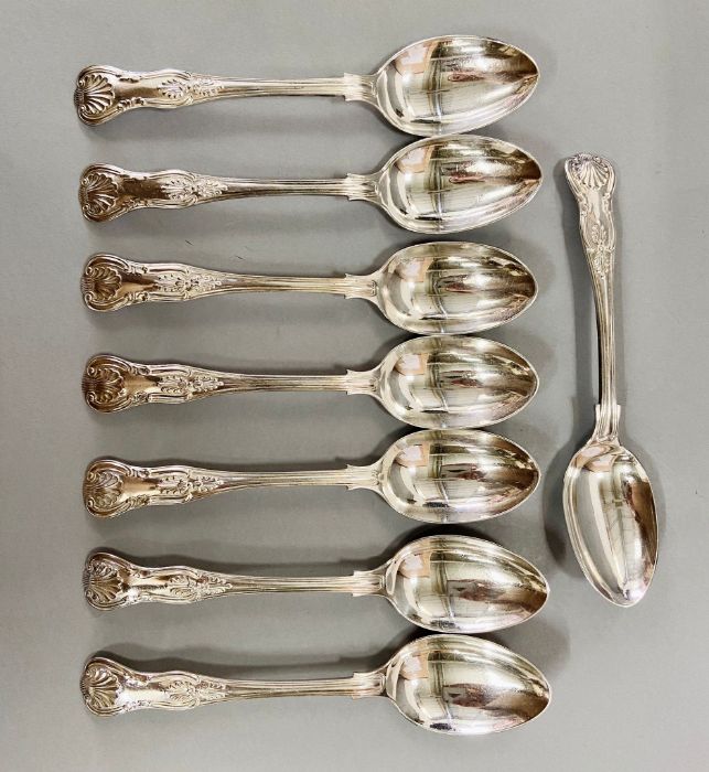 A set of eight silver spoons (Total Weight 553g) please see photos for hallmarks