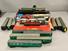 A selection of railway rolling stock etc, various makers.