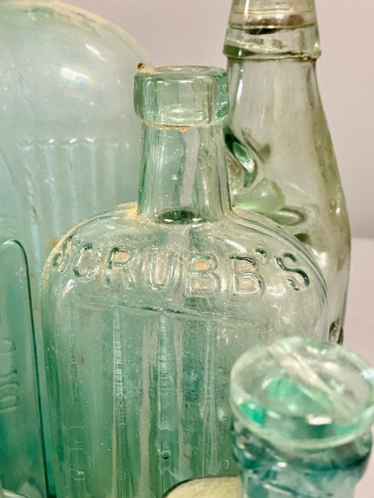 A large collection of turquoise glass bottles - Image 3 of 4