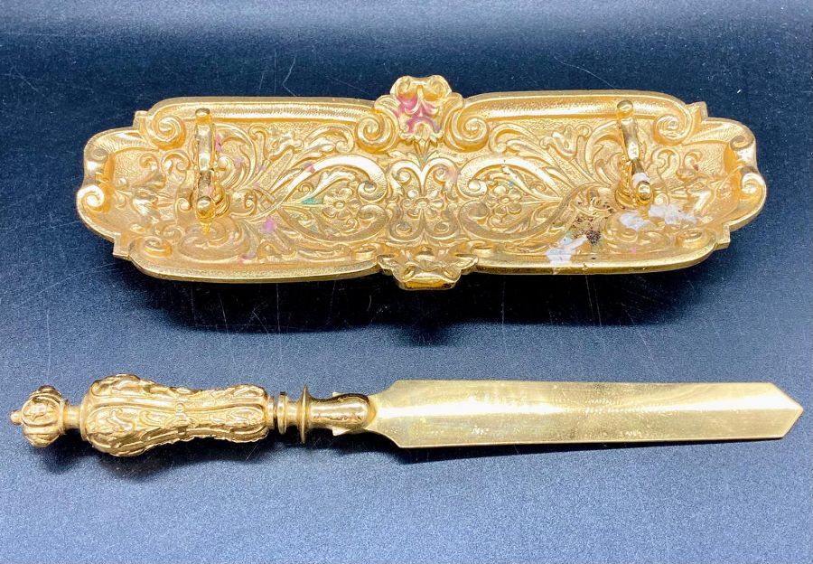 A selection of gilt tableware, knifes and knife rest, caviar holder etc - Image 4 of 6